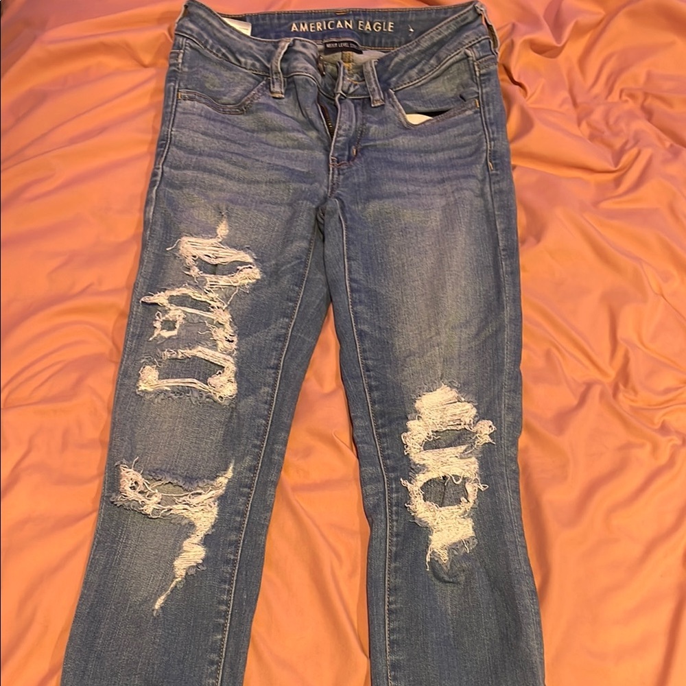 American Eagle Outfitters Women's Distressed Blue Jeans